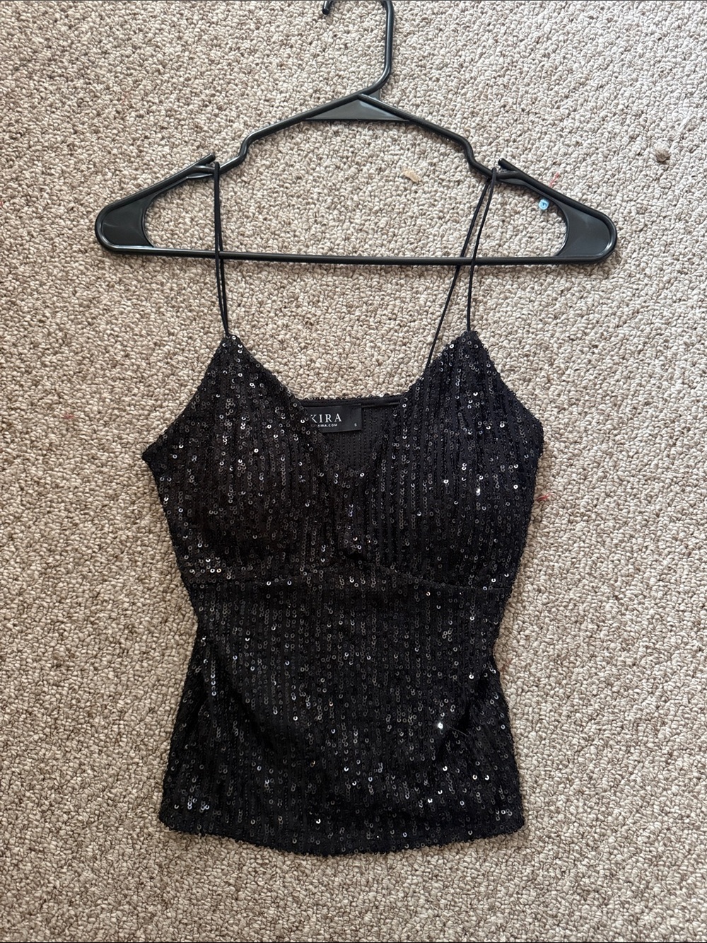 seqiun black top